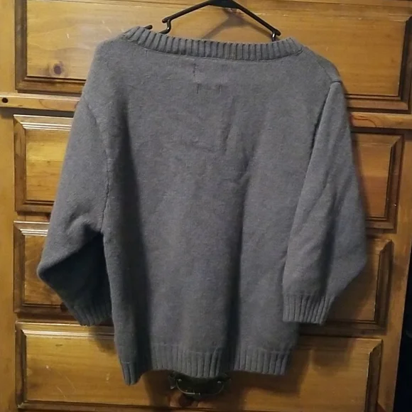 The North Face Sweater - Picture 5 of 5